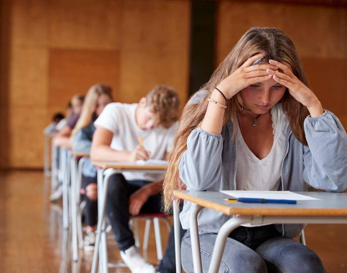 Stress scolaire ados belges